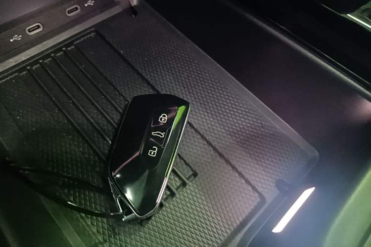 Used Volkswagen ID.7 VIZZION 2024 PRO Model Vehicle Key