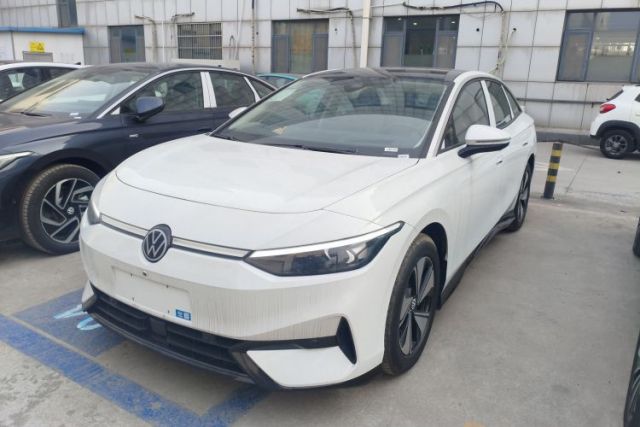 Używany Volkswagen ID.7 VIZZION 2024 First Edition