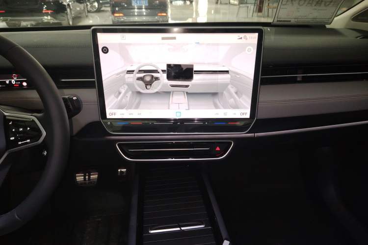Used Volkswagen ID.7 VIZZION 2024 AIR model Audio And AC Panel