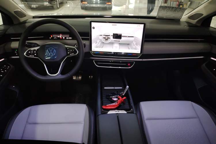 Used Volkswagen ID.7 VIZZION 2024 AIR model Center Console