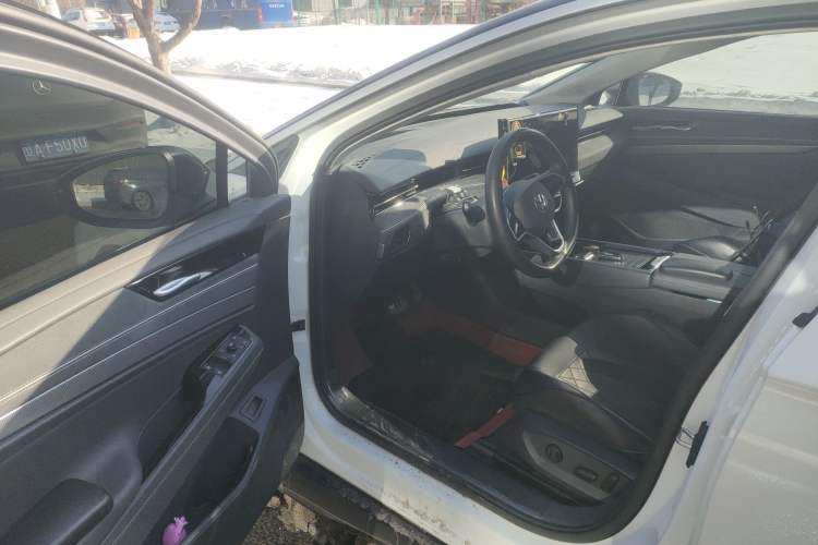 Used Volkswagen ID.7 VIZZION 2024 First Edition Driver Seat