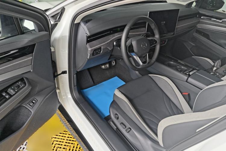 Used Volkswagen ID.7 VIZZION 2024 PRO Model Driver Seat