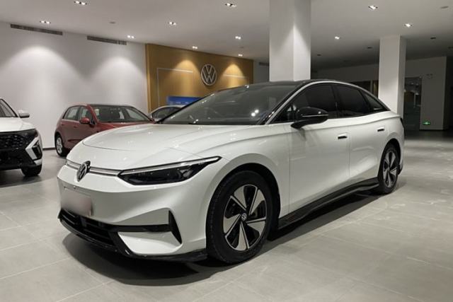 Used Volkswagen ID.7 VIZZION 2024 AIR model