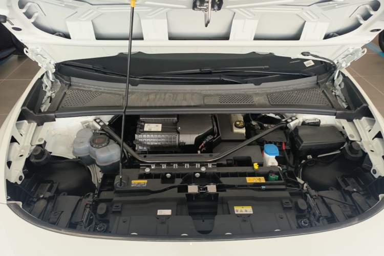 Used Volkswagen ID.7 VIZZION 2024 AIR model Engine Bay
