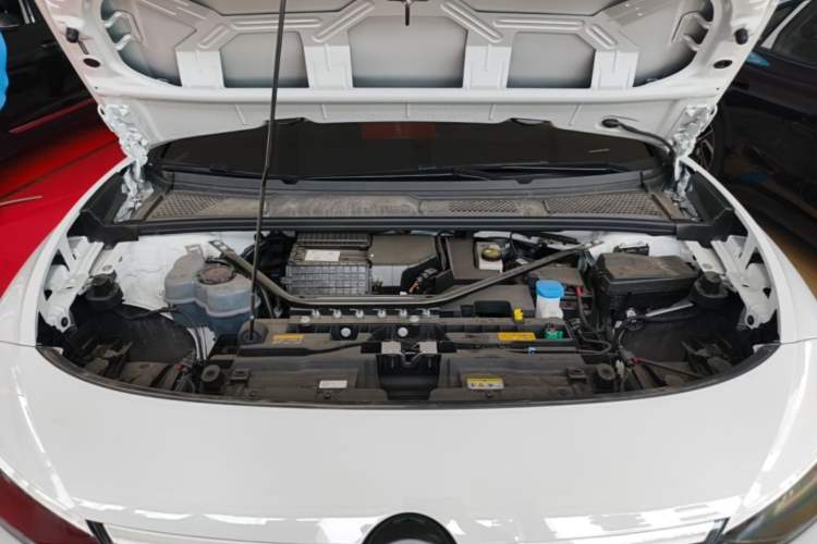 Used Volkswagen ID.7 VIZZION 2024 AIR model Engine Bay