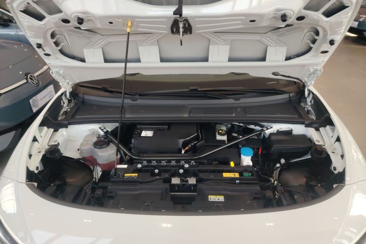Used Volkswagen ID.7 VIZZION 2024 AIR model Engine Bay