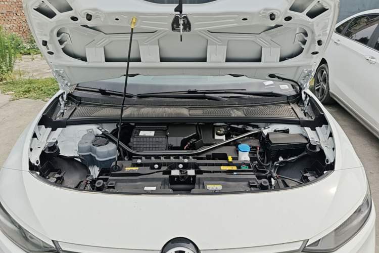 Used Volkswagen ID.7 VIZZION 2024 AIR model Engine Bay