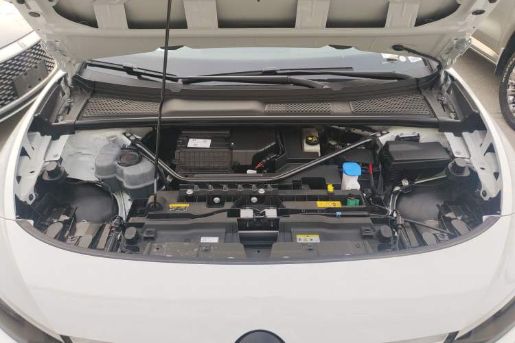 Used Volkswagen ID.7 VIZZION 2024 AIR model Engine Bay