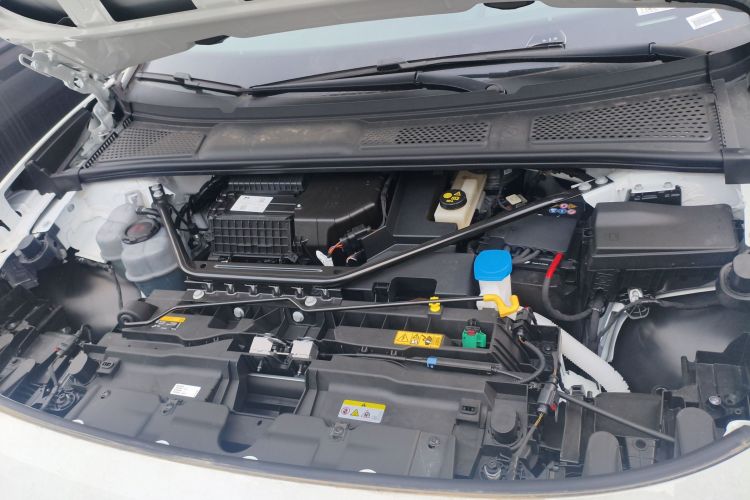 Used Volkswagen ID.7 VIZZION 2024 AIR model Engine Bay