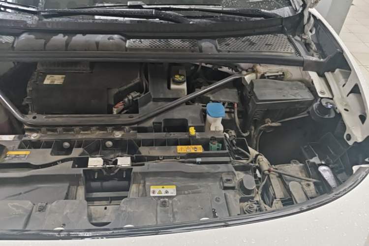 Used Volkswagen ID.7 VIZZION 2024 PRO Model Engine Bay Left