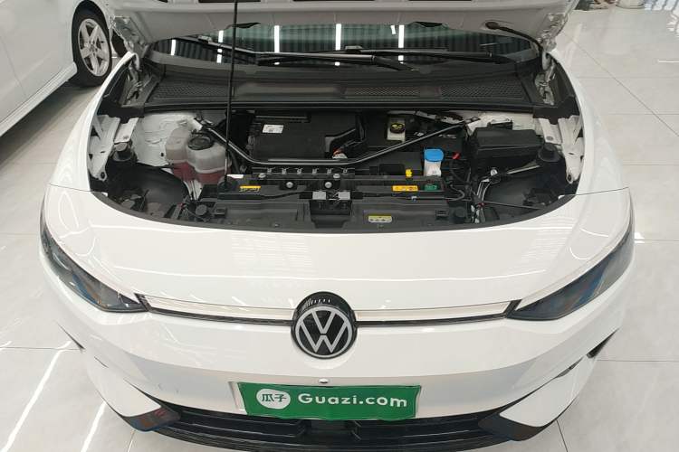 Used Volkswagen ID.7 VIZZION 2024 AIR model Engine Bay