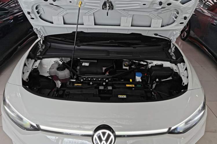 Used Volkswagen ID.7 VIZZION 2024 AIR model Engine Bay