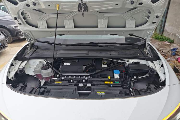 Used Volkswagen ID.7 VIZZION 2024 AIR model Engine Bay