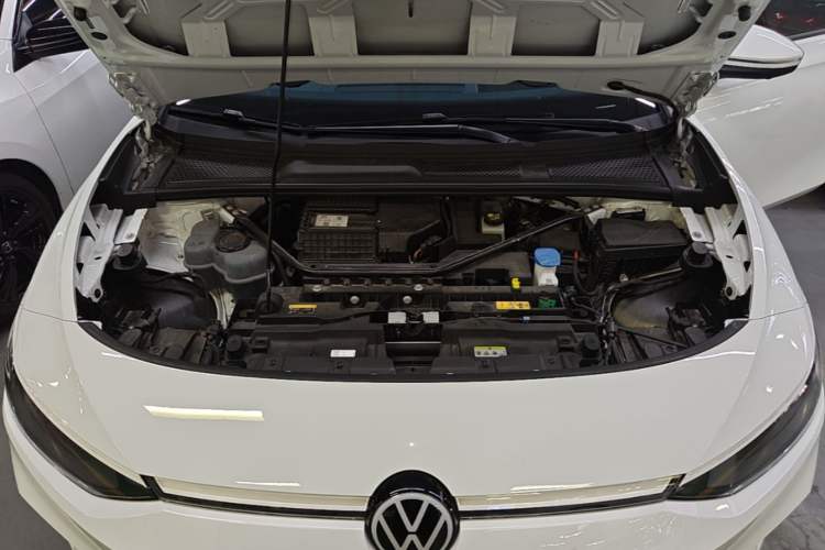 Used Volkswagen ID.7 VIZZION 2024 AIR model Engine Bay