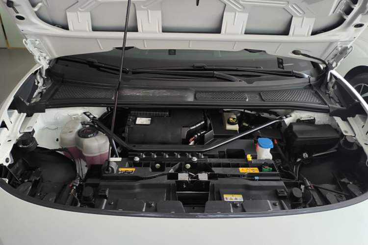 Used Volkswagen ID.7 VIZZION 2024 PRO Model Engine Bay