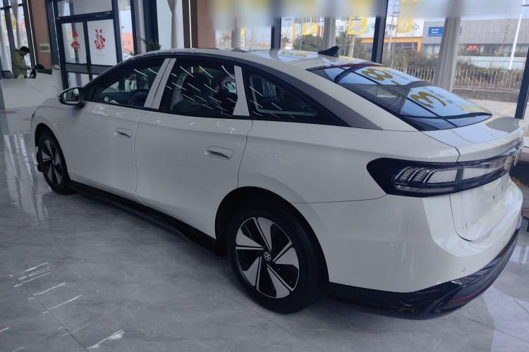 Used Volkswagen ID.7 VIZZION 2024 AIR model Exterior 2