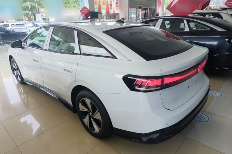 Used Volkswagen ID.7 VIZZION 2024 AIR model Exterior 2