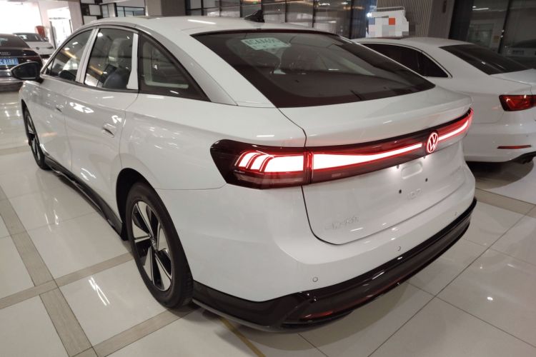 Used Volkswagen ID.7 VIZZION 2024 AIR model Exterior 2