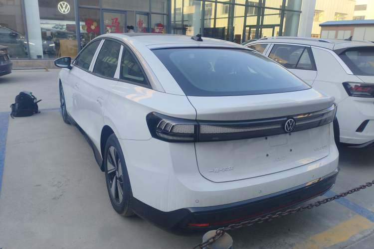 Used Volkswagen ID.7 VIZZION 2024 AIR model Exterior 2