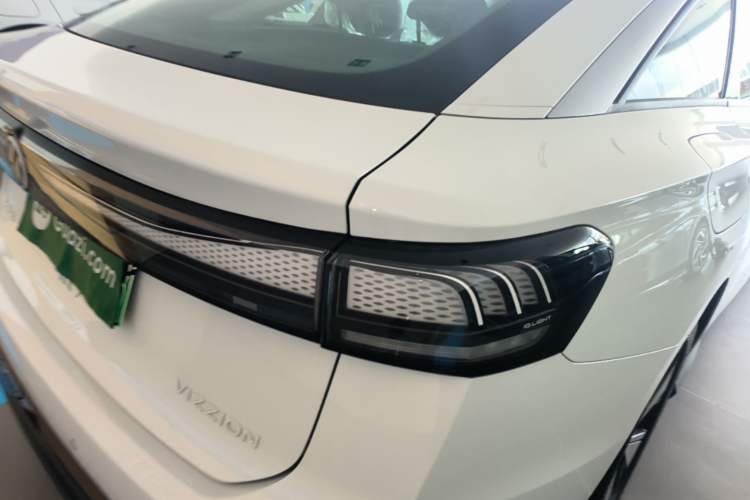 Used Volkswagen ID.7 VIZZION 2024 AIR model Exterior 3