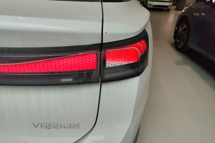 Used Volkswagen ID.7 VIZZION 2024 AIR model Exterior 3