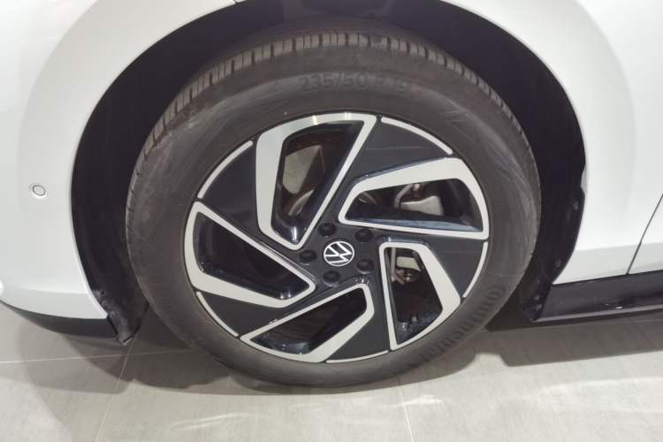 Used Volkswagen ID.7 VIZZION 2024 PRO Model Exterior 4