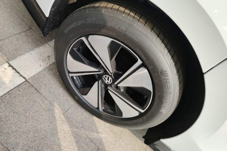 Used Volkswagen ID.7 VIZZION 2024 AIR model Exterior 5