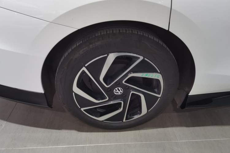 Used Volkswagen ID.7 VIZZION 2024 PRO Model Exterior 5