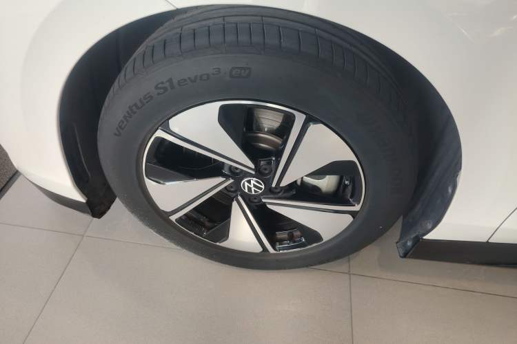 Used Volkswagen ID.7 VIZZION 2024 AIR model Exterior 7