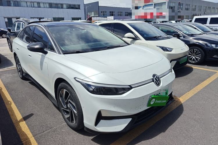 Used Volkswagen ID.7 VIZZION 2024 First Edition Front Right 45 Deg