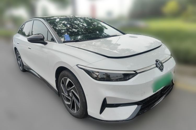 Used Volkswagen ID.7 VIZZION 2024 PRO Model Front Right 45 Deg