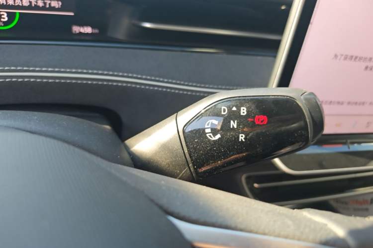 Used Volkswagen ID.7 VIZZION 2024 PRO Model Gear Lever