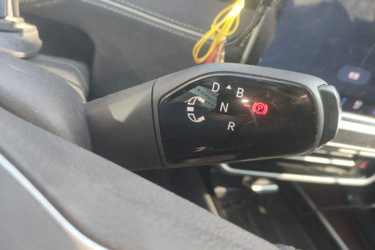 Used Volkswagen ID.7 VIZZION 2024 First Edition Gear Lever