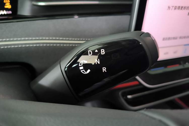Used Volkswagen ID.7 VIZZION 2024 PRO Model Gear Lever