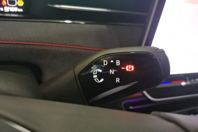 Used Volkswagen ID.7 VIZZION 2024 PRIME Gear Lever
