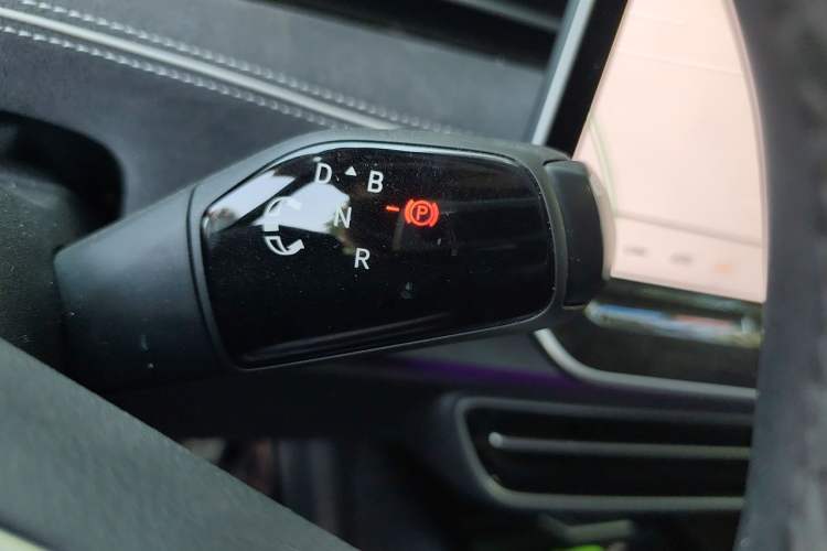 Used Volkswagen ID.7 VIZZION 2024 First Edition Gear Lever