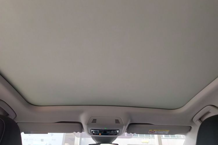 Used Volkswagen ID.7 VIZZION 2024 PRO Model Headliner