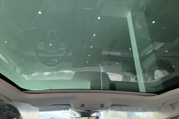 Used Volkswagen ID.7 VIZZION 2024 AIR model Headliner