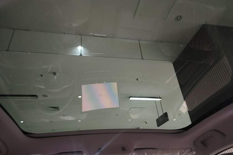 Used Volkswagen ID.7 VIZZION 2024 AIR model Headliner