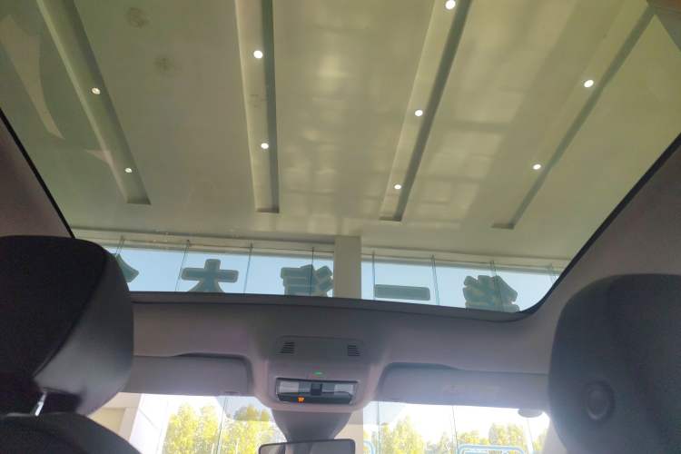 Used Volkswagen ID.7 VIZZION 2024 AIR model Headliner