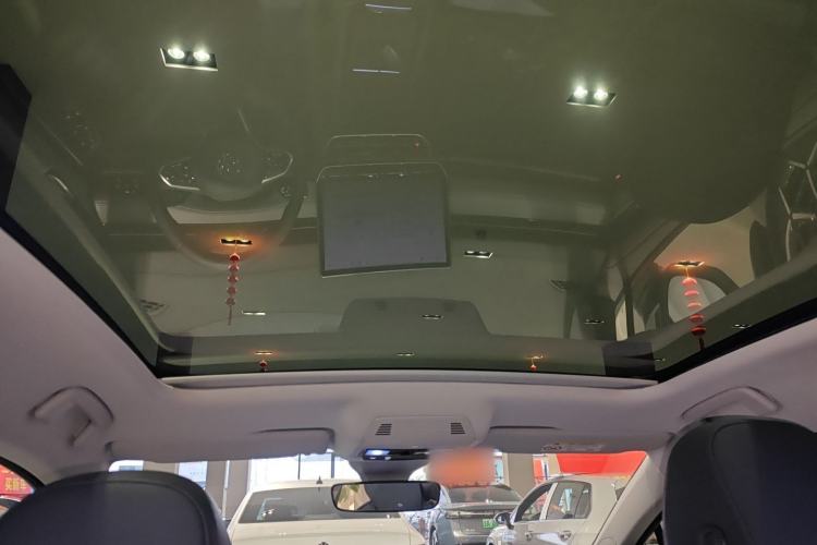 Used Volkswagen ID.7 VIZZION 2024 AIR model Headliner