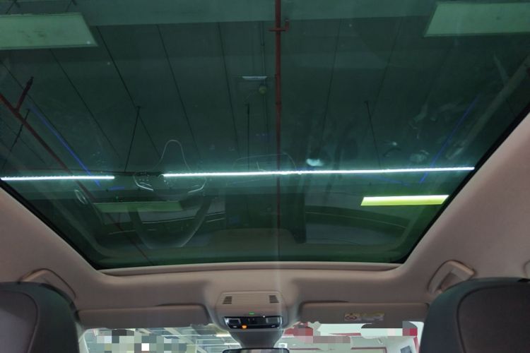 Used Volkswagen ID.7 VIZZION 2024 AIR model Headliner
