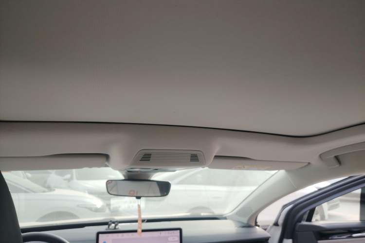 Used Volkswagen ID.7 VIZZION 2024 AIR model Headliner