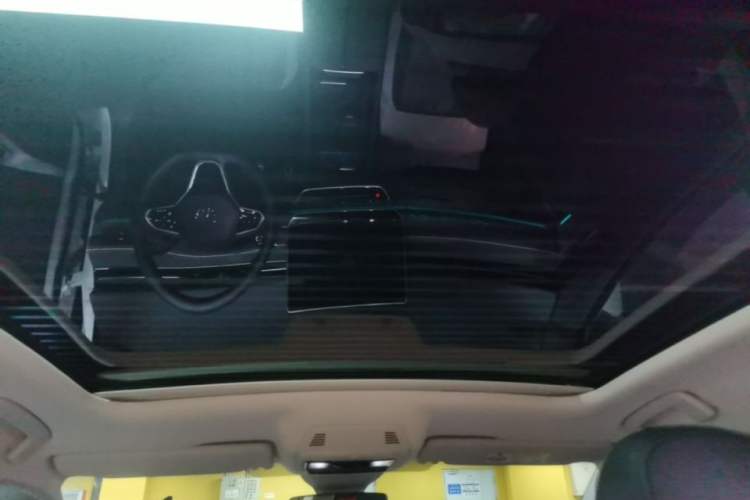 Used Volkswagen ID.7 VIZZION 2024 PRO Model Headliner