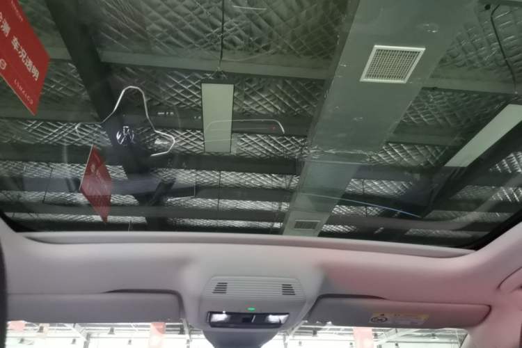 Used Volkswagen ID.7 VIZZION 2024 AIR model Headliner