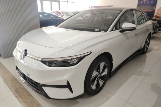 Used Volkswagen ID.7 VIZZION 2024 AIR model