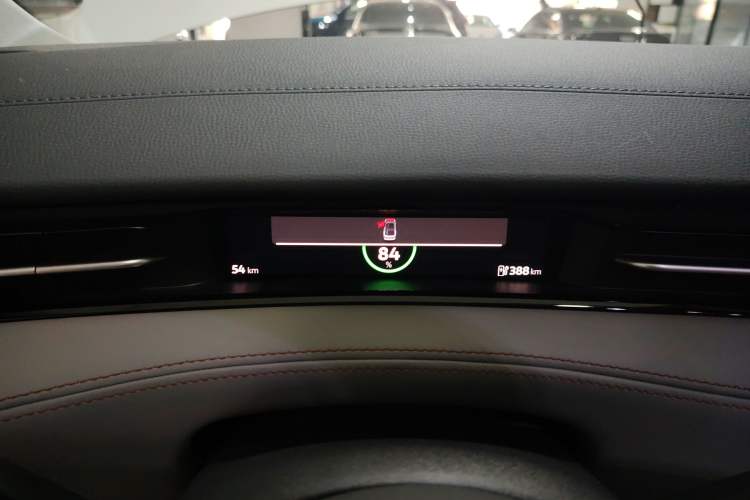 Used Volkswagen ID.7 VIZZION 2024 AIR model Instrument Cluster