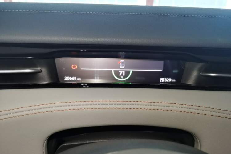 Used Volkswagen ID.7 VIZZION 2024 AIR model Instrument Cluster
