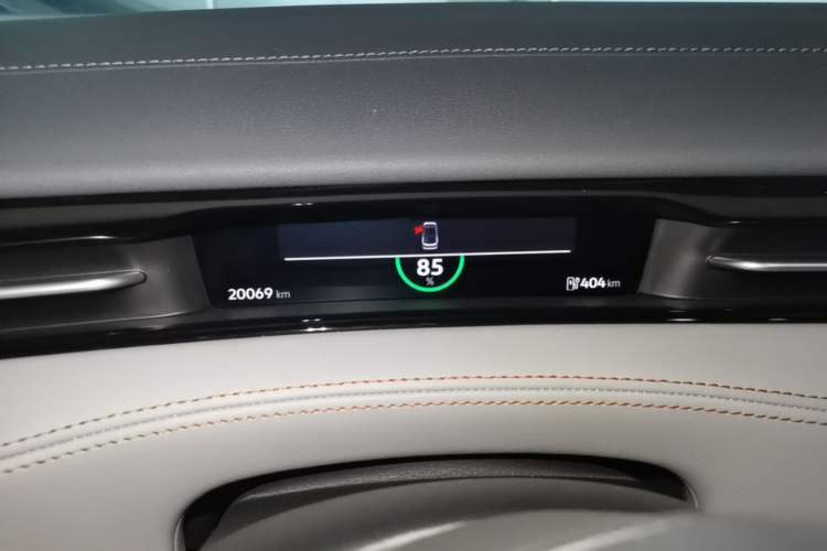 Used Volkswagen ID.7 VIZZION 2024 AIR model Instrument Cluster