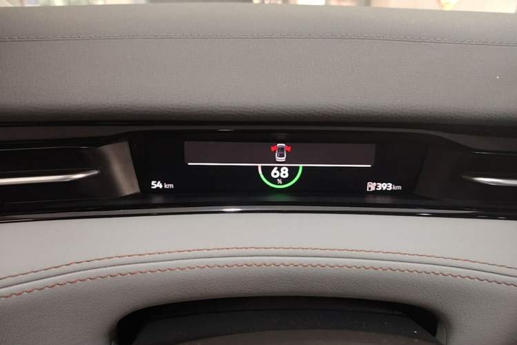 Used Volkswagen ID.7 VIZZION 2024 AIR model Instrument Cluster